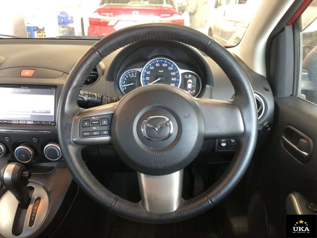 2013 Mazda Demio
