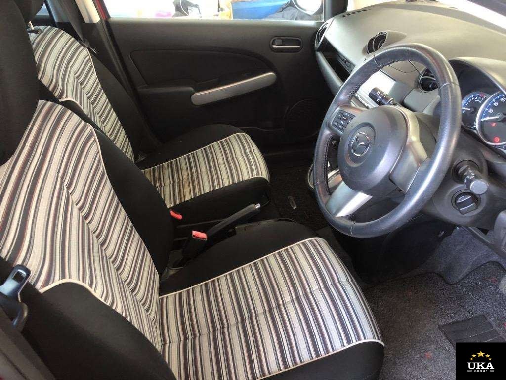 2013 Mazda Demio