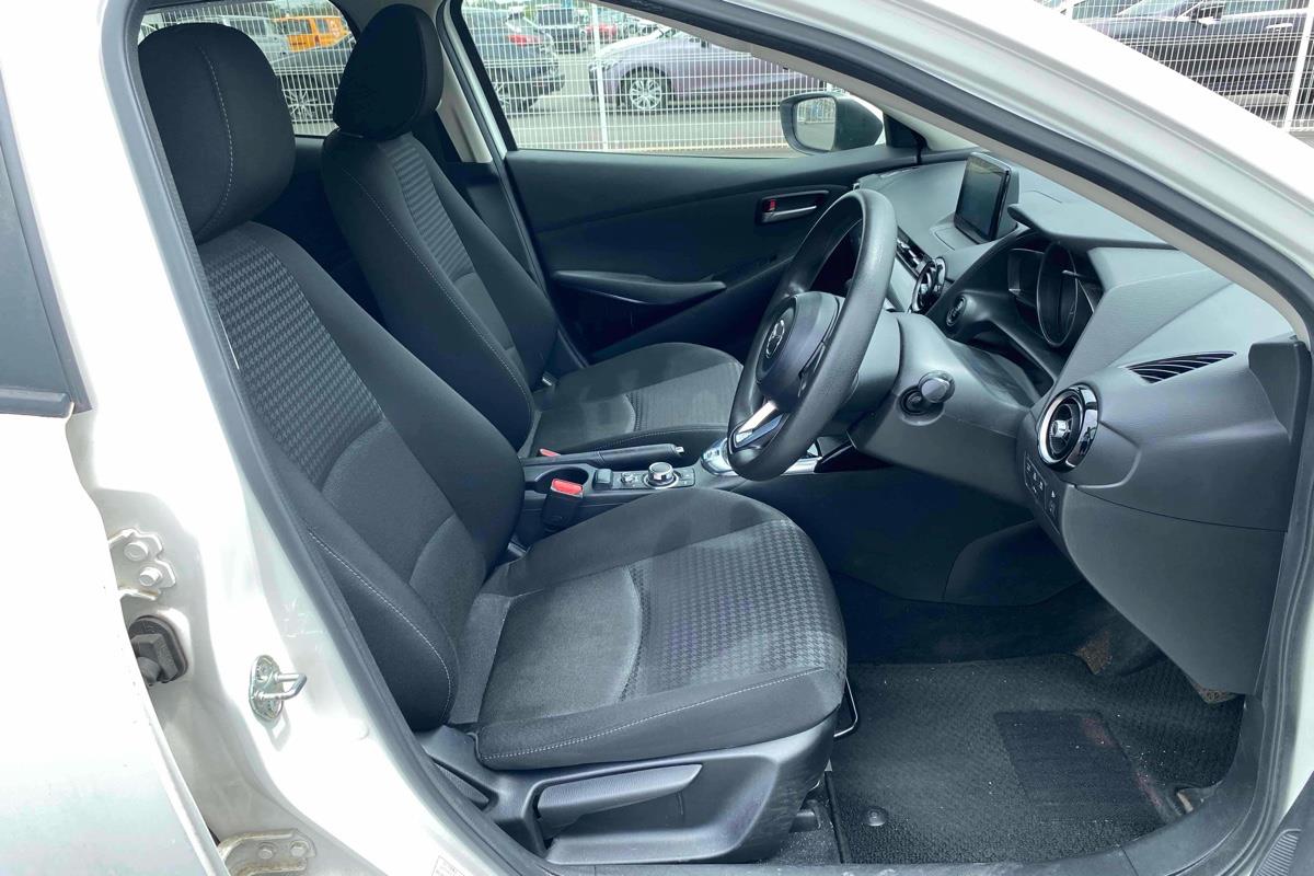 2019 Mazda Demio