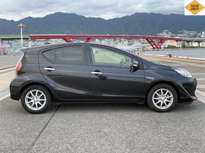 2018 Toyota Aqua - Thumbnail