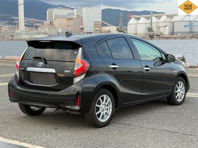 2018 Toyota Aqua - Thumbnail