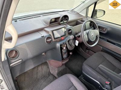 2014 Toyota Spade - Thumbnail