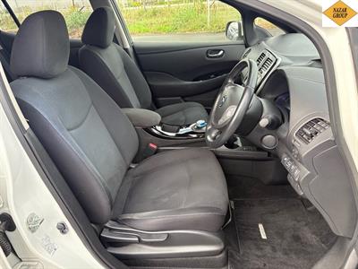 2013 Nissan Leaf - Thumbnail