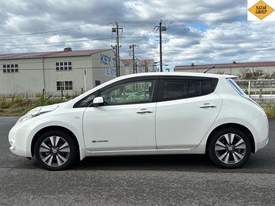 2013 Nissan Leaf - Thumbnail