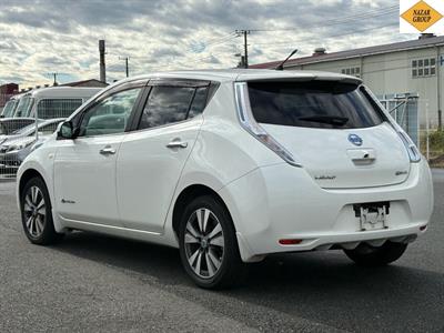 2013 Nissan Leaf - Thumbnail