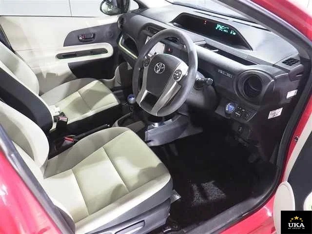 2013 Toyota Aqua