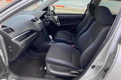 2014 Suzuki Swift - Thumbnail