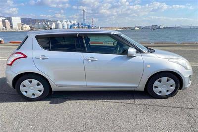 2014 Suzuki Swift - Thumbnail