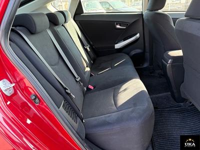 2015 Toyota Prius - Thumbnail