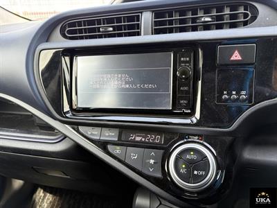 2015 Toyota Aqua - Thumbnail