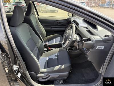 2015 Toyota Aqua - Thumbnail