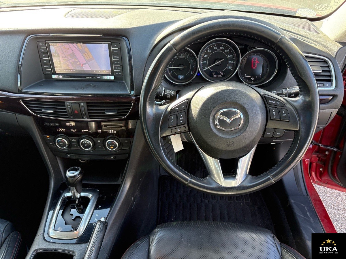 2014 Mazda Atenza
