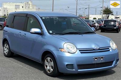 2015 Toyota Sienta