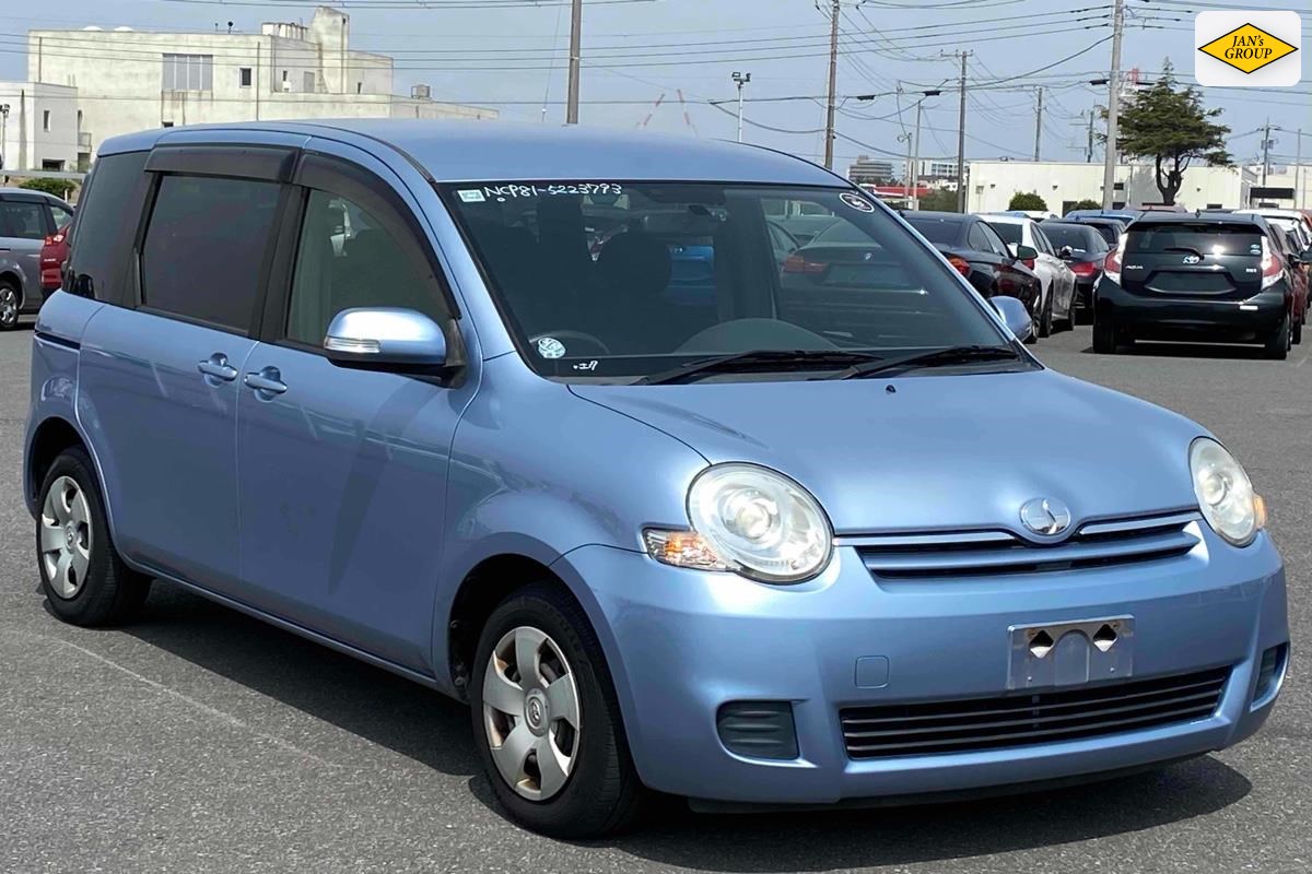 2015 Toyota Sienta