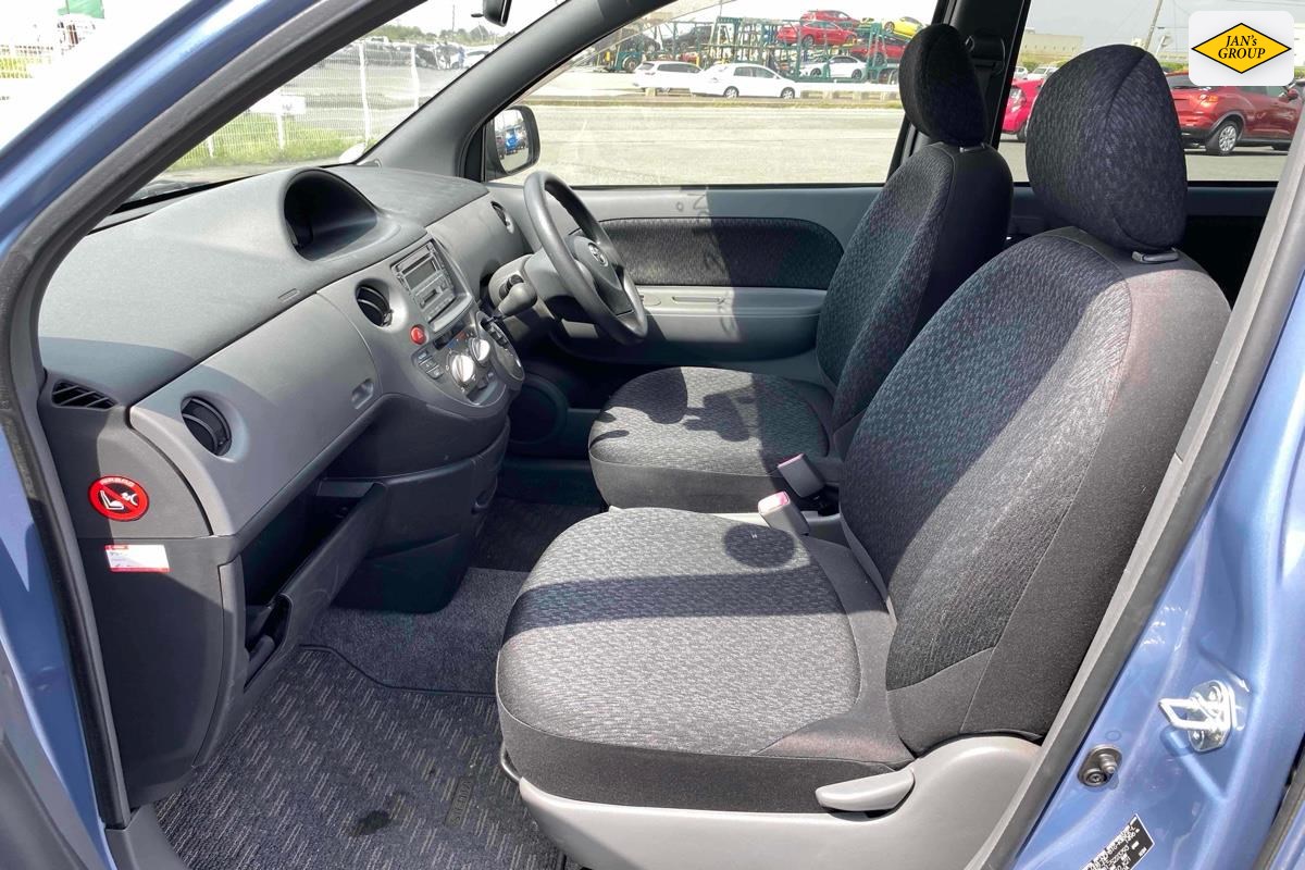 2015 Toyota Sienta