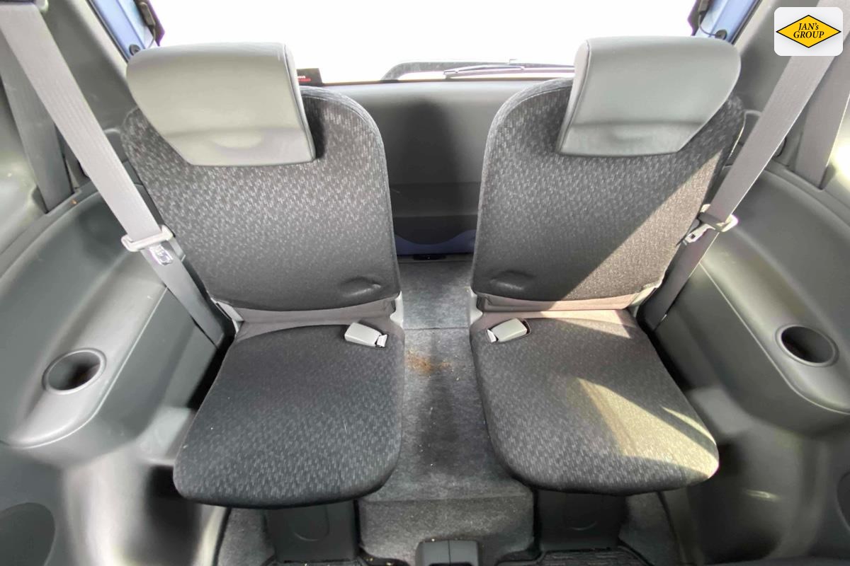 2015 Toyota Sienta