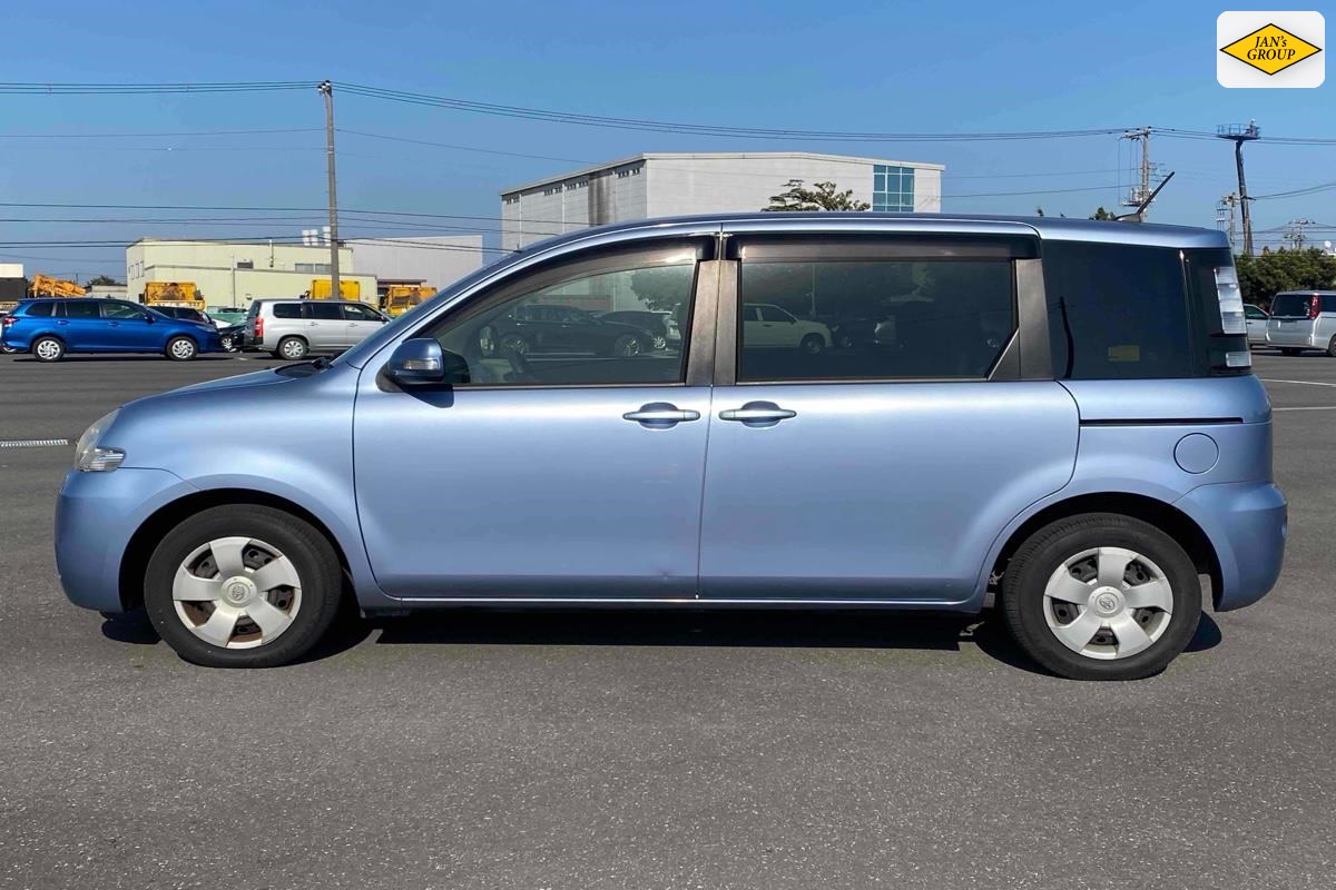 2015 Toyota Sienta