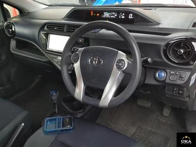 2016 Toyota Aqua - Thumbnail