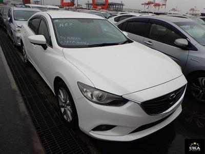 2013 Mazda Atenza