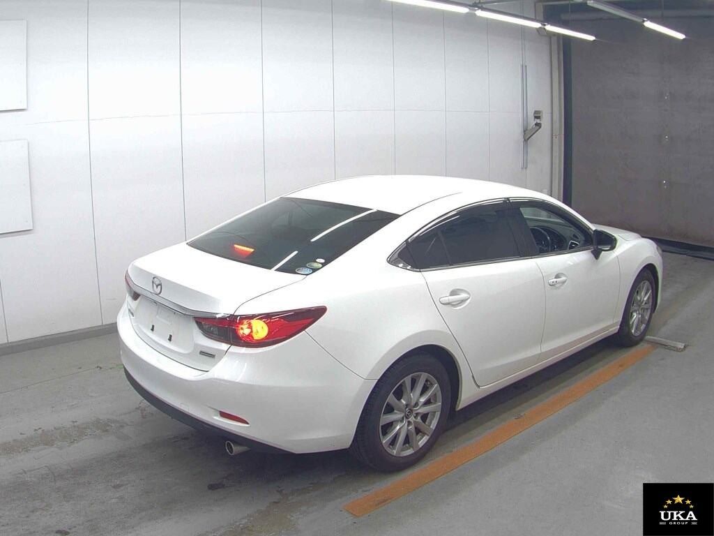 2013 Mazda Atenza