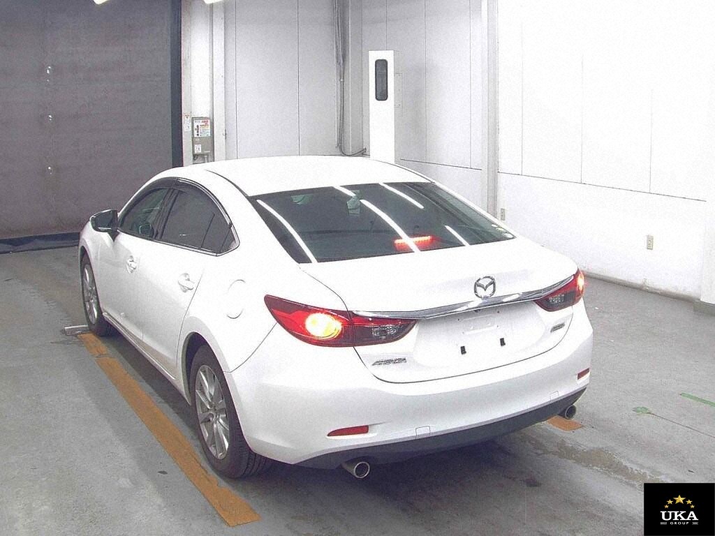 2013 Mazda Atenza