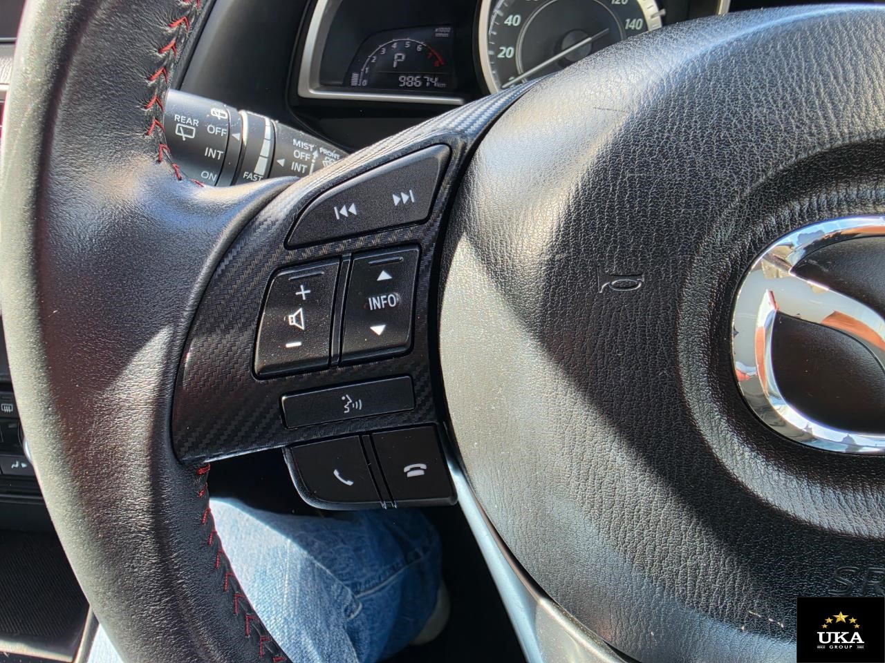 2016 Mazda Axela