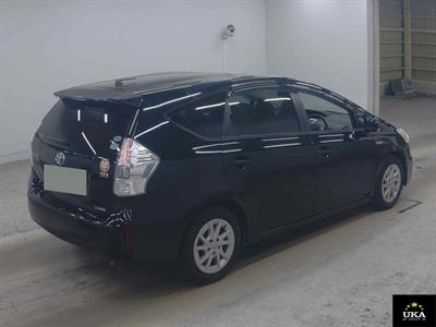 2013 Toyota Prius - Thumbnail
