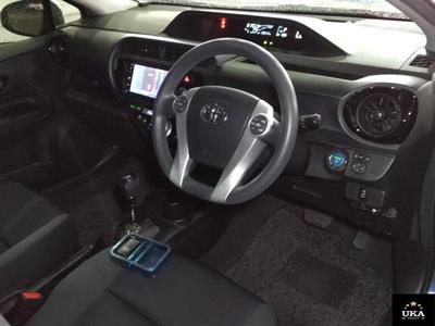 2015 Toyota Aqua - Thumbnail