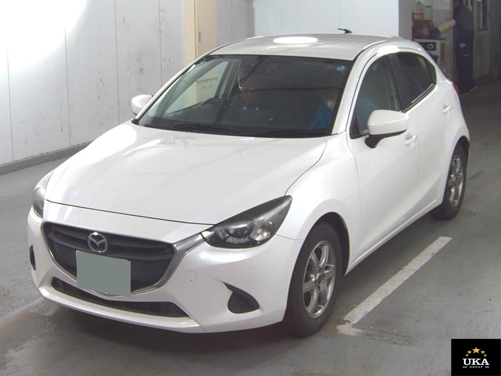 2016 Mazda Demio