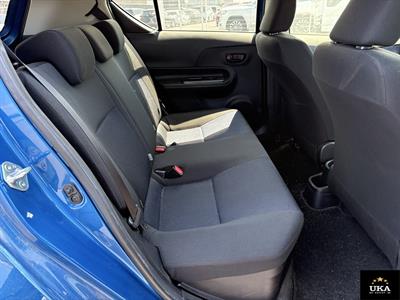 2015 Toyota Aqua - Thumbnail
