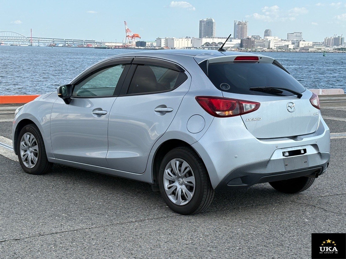 2018 Mazda Demio