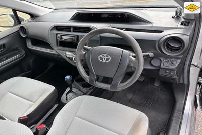 2020 Toyota Aqua - Thumbnail