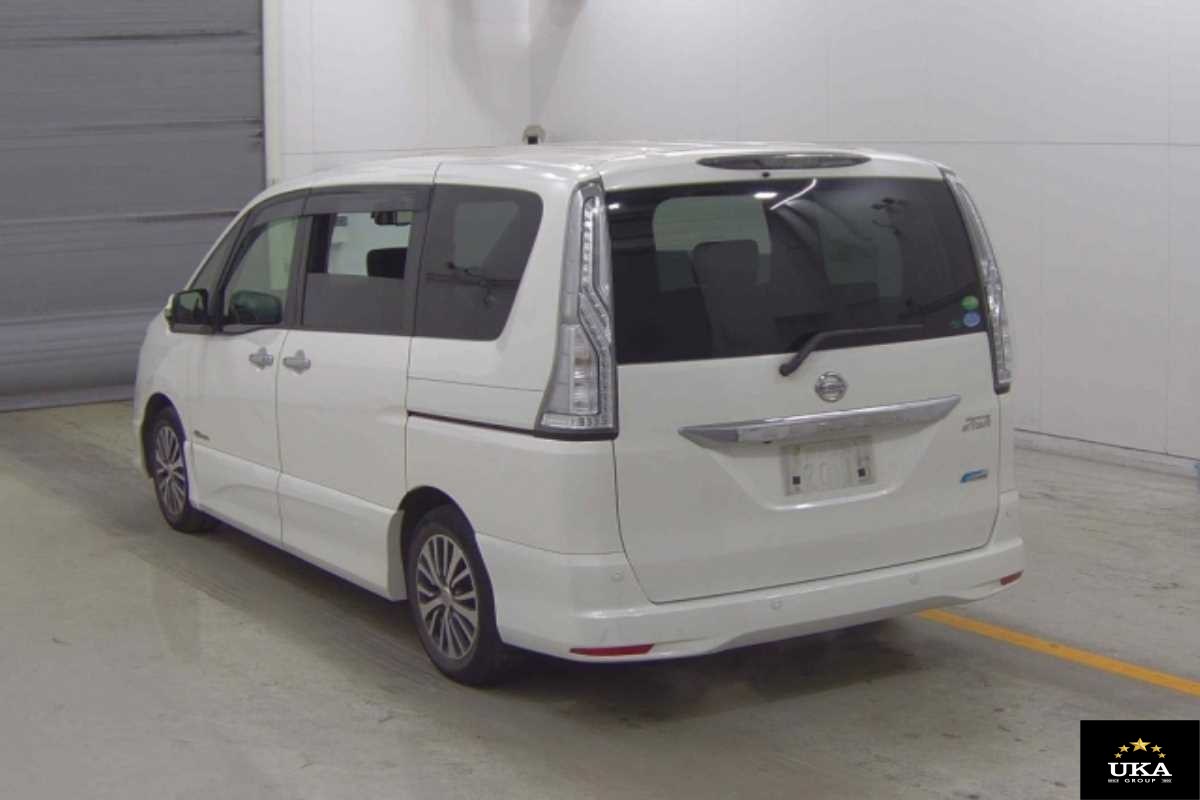 2015 Nissan Serena