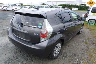 2014 Toyota Aqua - Thumbnail