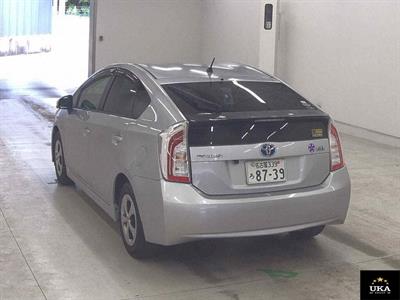2014 Toyota Prius - Thumbnail