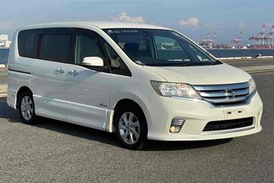 2013 Nissan Serena