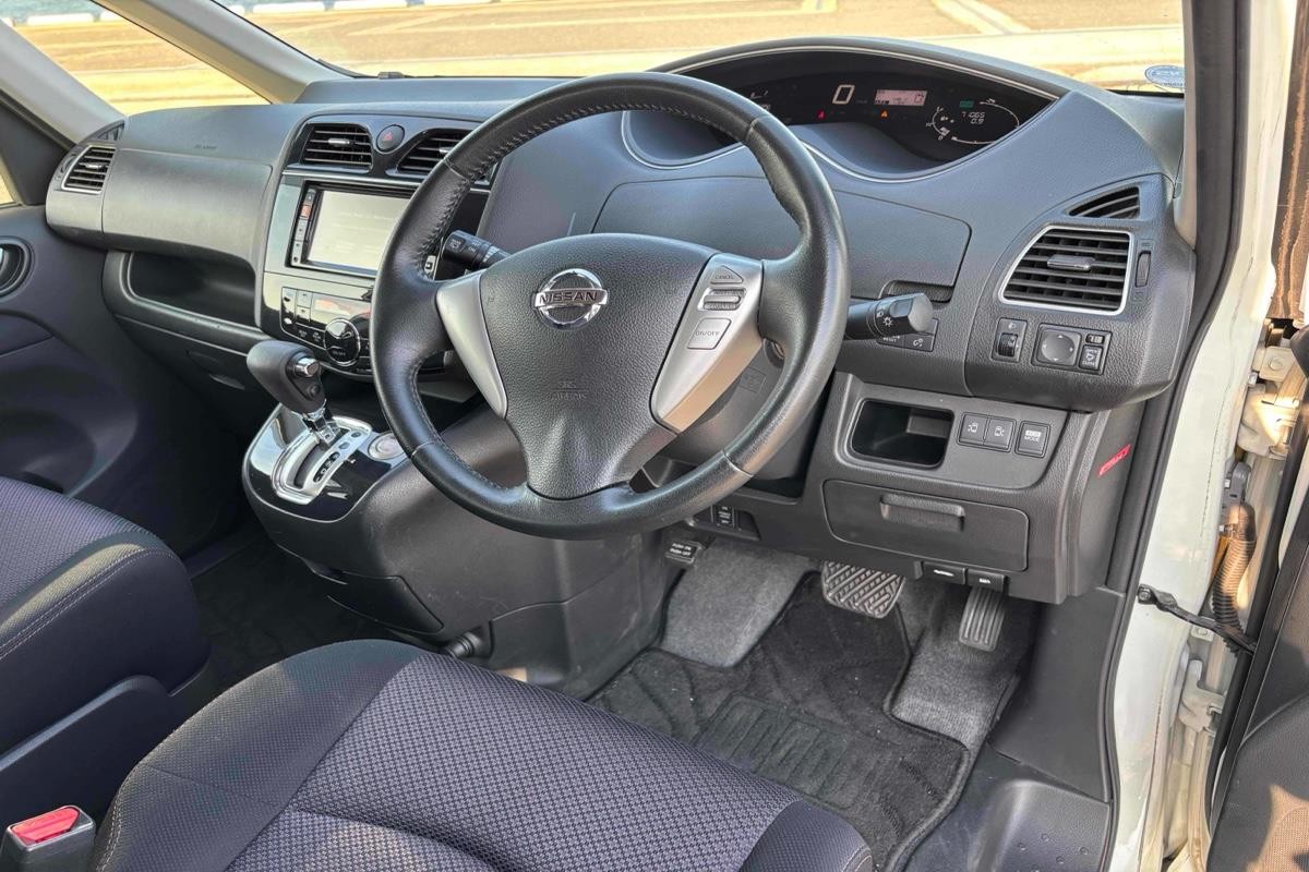 2013 Nissan Serena