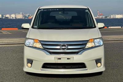 2013 Nissan Serena - Thumbnail