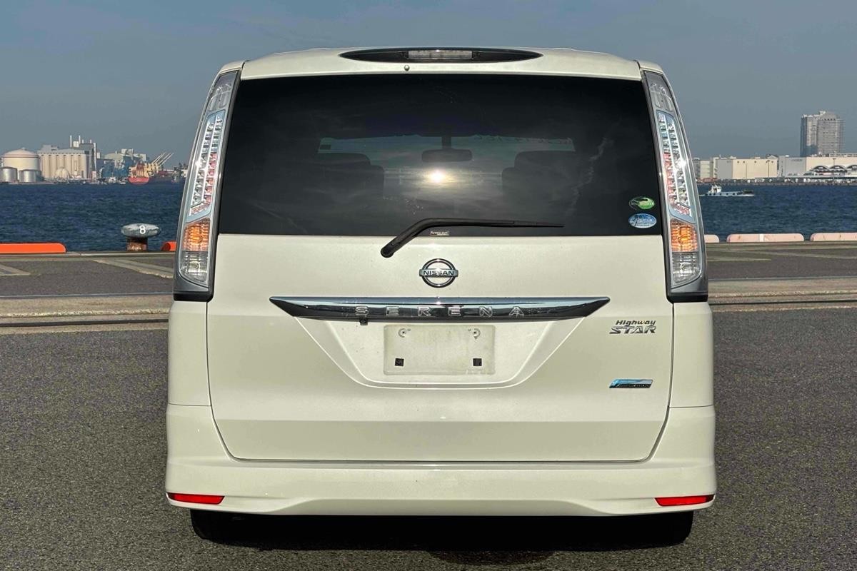 2013 Nissan Serena