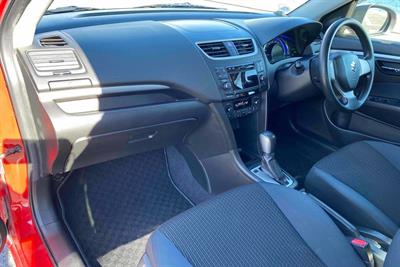 2014 Suzuki Swift - Thumbnail