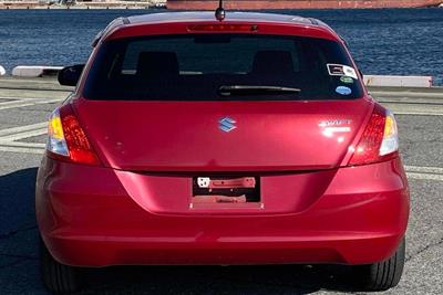 2014 Suzuki Swift - Thumbnail