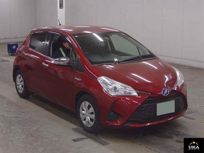 2017 Toyota Vitz