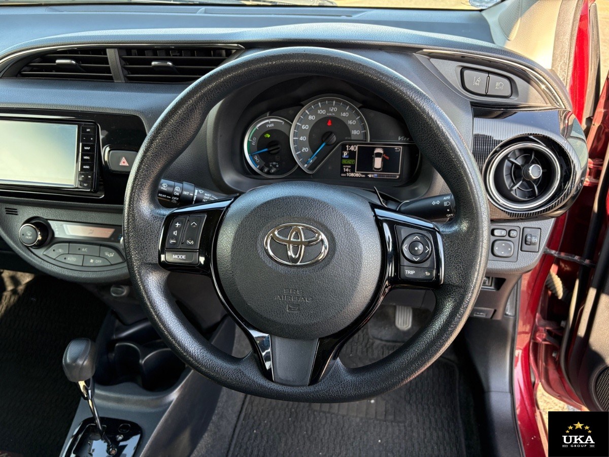 2017 Toyota Vitz