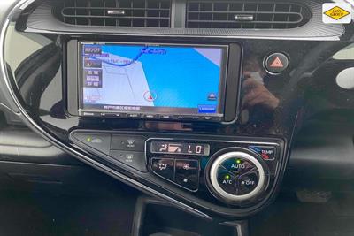 2020 Toyota Aqua - Thumbnail