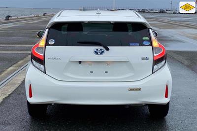 2020 Toyota Aqua - Thumbnail