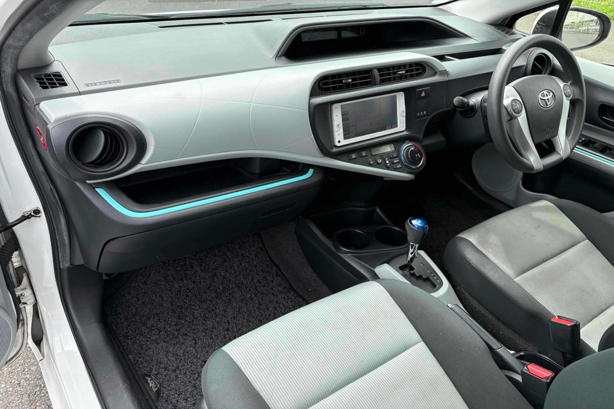 2013 Toyota Aqua
