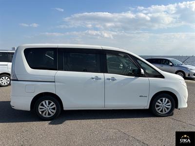 2014 Nissan Serena - Thumbnail