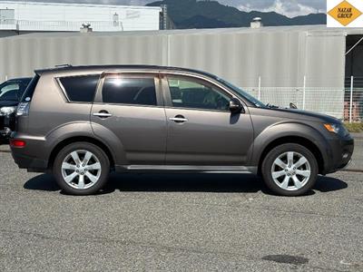 2012 Mitsubishi Outlander - Thumbnail