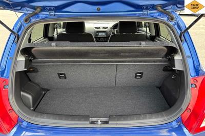 2015 Suzuki Swift - Thumbnail