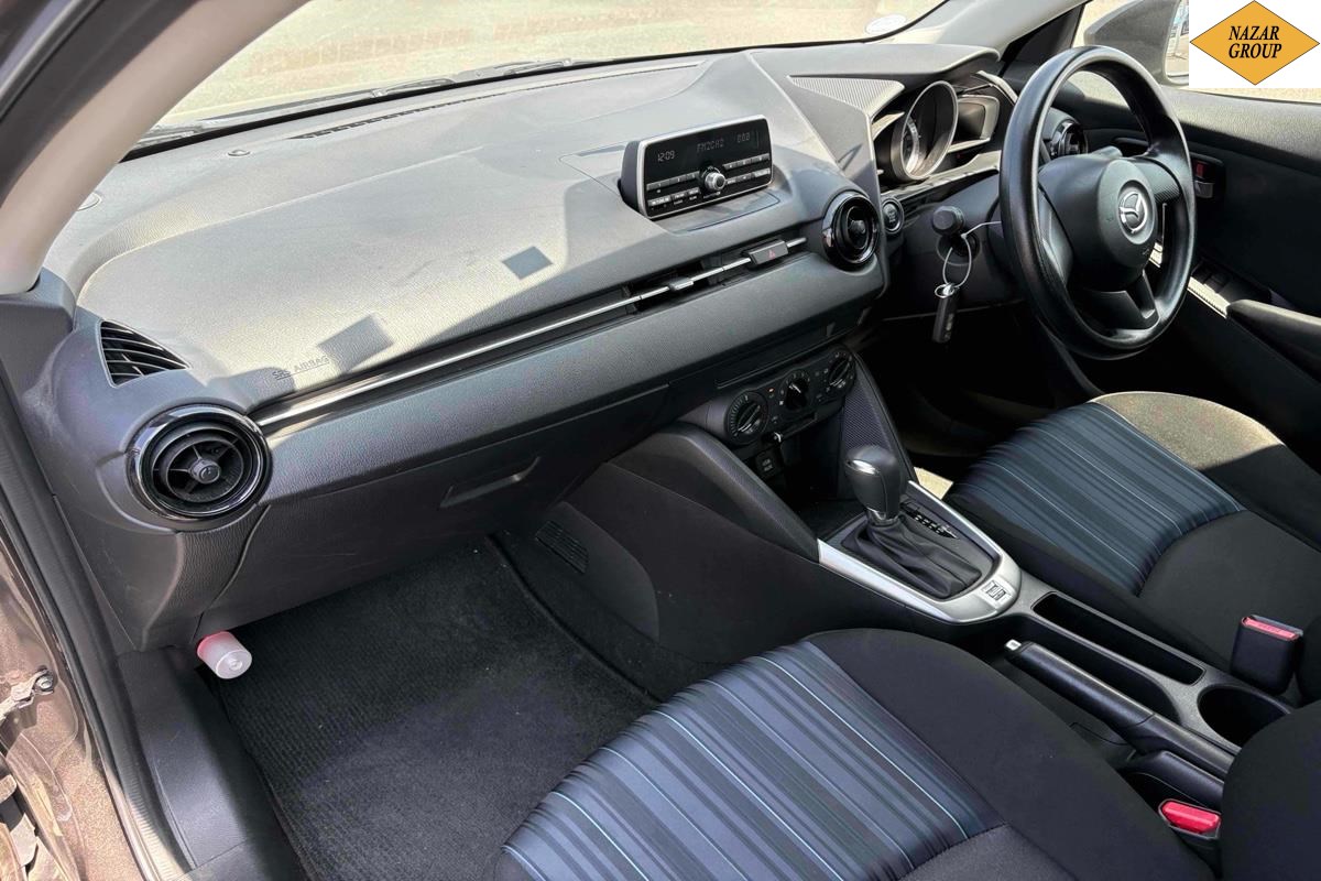 2016 Mazda Demio